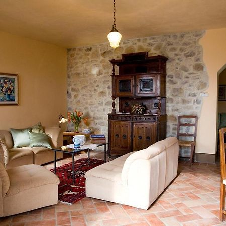פופי Villa Le Balze Tuscany, Private Pool, Property Fenced, Pet Allowed. מראה חיצוני תמונה